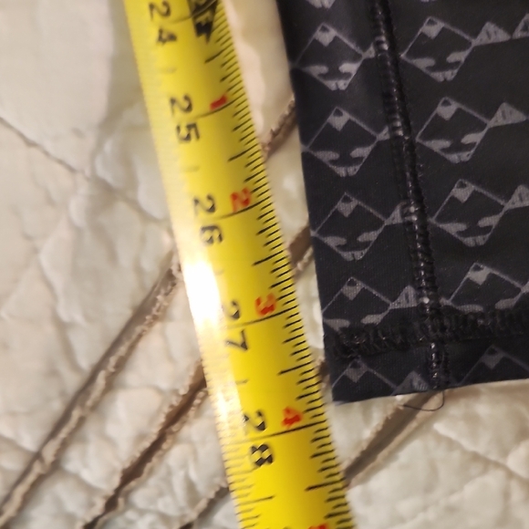 Mossimo Supply Co. Black and Gray Patterned Leggings - Picture 6 of 9